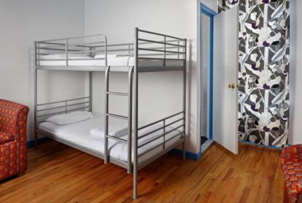 Central Park West Hostel image 19